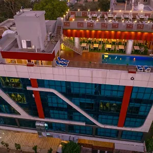 Pax Grand Blue 3 Min Walk From Railway Station 4* Udaipur